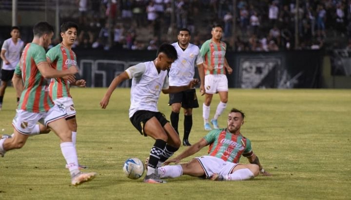 Central aprobó y su rival en play offs es Juventud