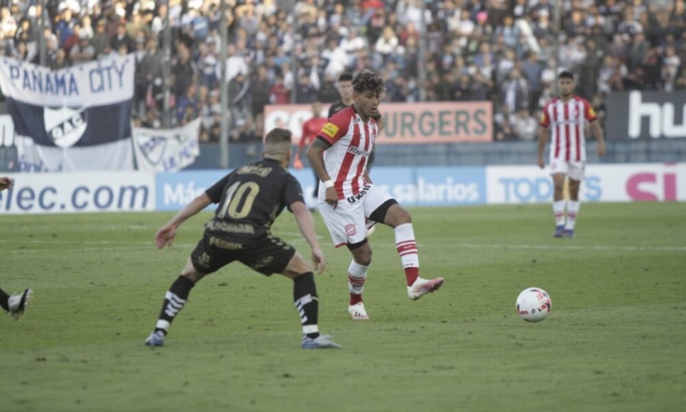San Martín de Tucumán obtuvo valioso empate 0-0 en Quilmes