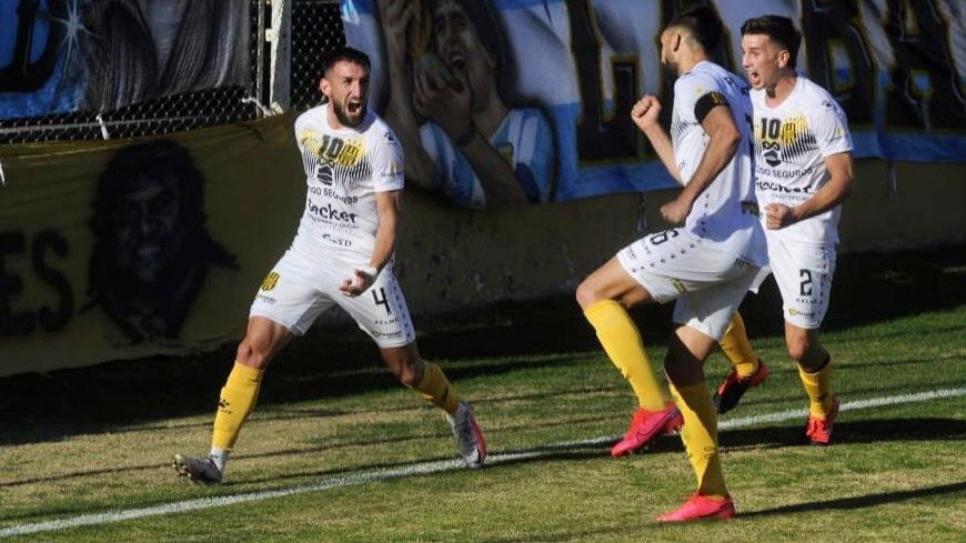 Otra baja sensible en Olimpo: Rodrigo López Alba se pierde los playoffs