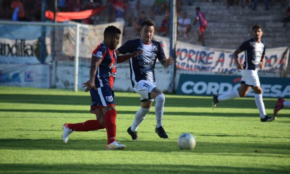 A mano en la Ida: General Paz Juniors y San Lorenzo de Alem empataron y definen en Catamarca