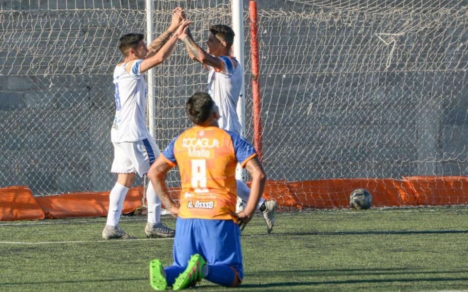 Lluvia de goles en Puerto Madryn y clasificación de J.J. Moreno