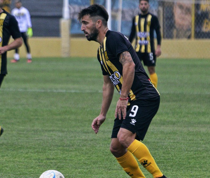 De Bahía Blanca a Honduras: Franco Olego se va de Olimpo