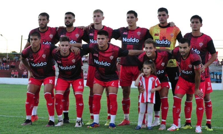 Triunfo y primer puesto: Rivadavia de Lincoln venció a la Academia Mascherano y se clasificó puntero