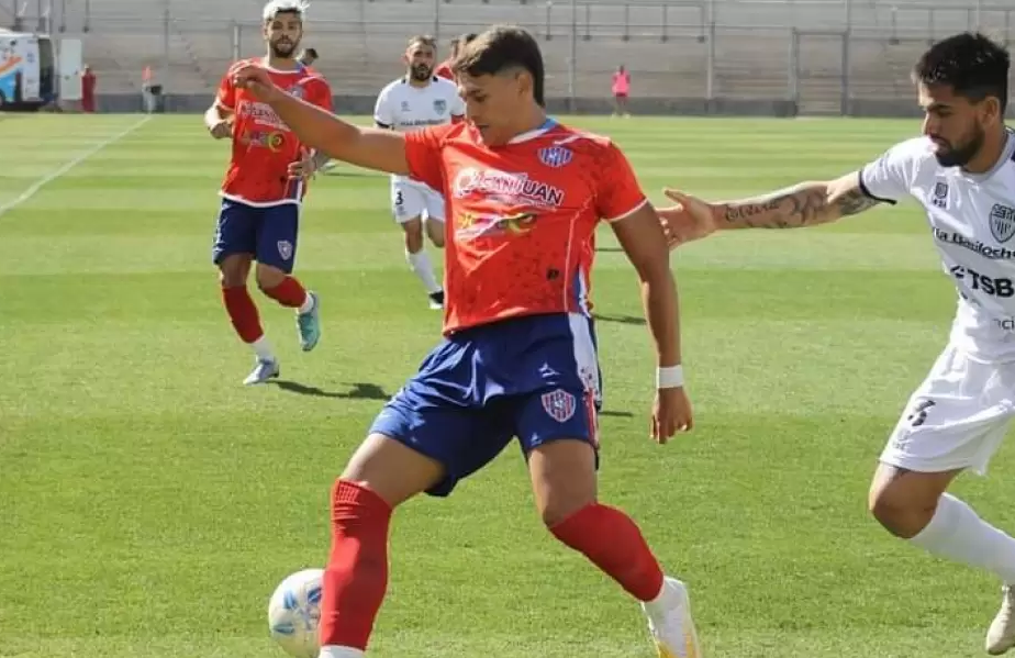 Goles a Bahía Blanca: Da Silva llega a Olimpo para reemplazar a Olego