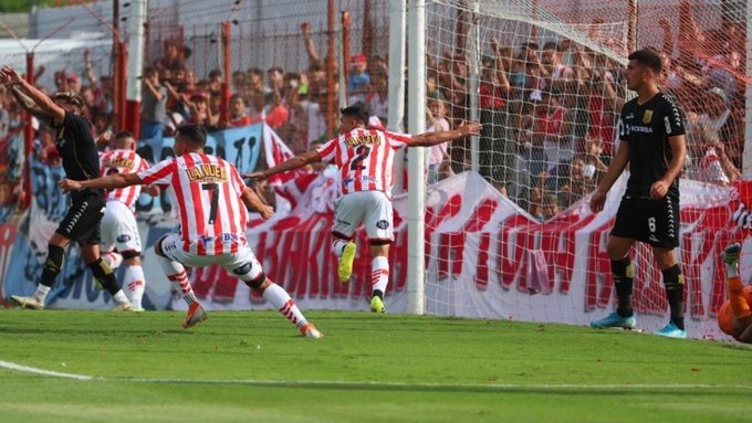 En un partidazo, Barracas Central venció a Almirante y luchará por el segundo ascenso