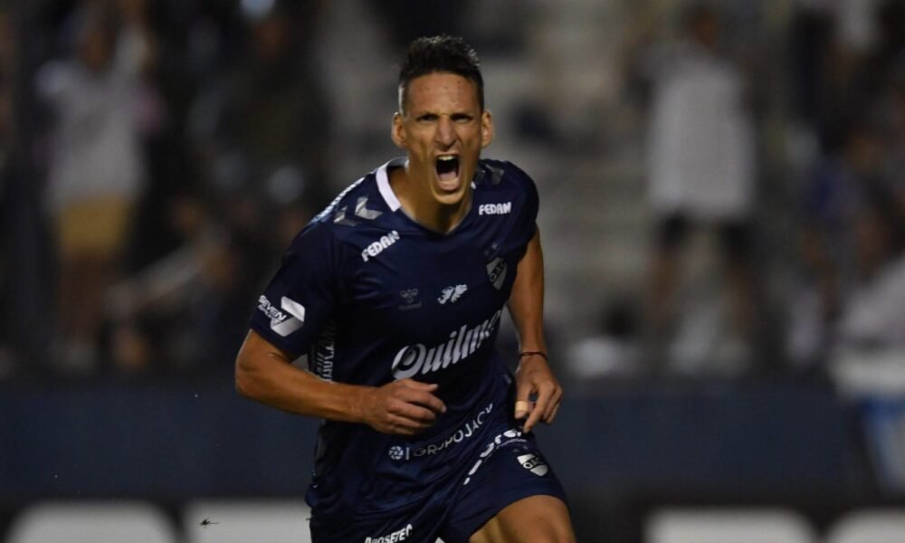 Gracias a un insólito penal, Quilmes eliminó a a Ferro y va por Barracas