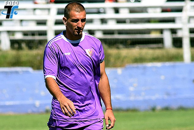 Un uruguayo se sube al camión