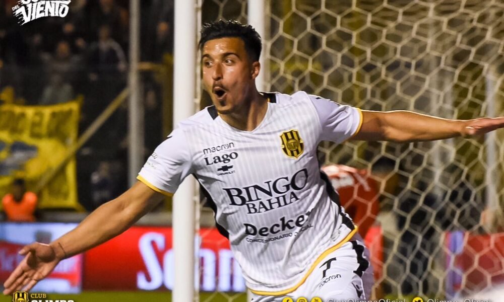 Luis Vila refuerza el ataque de Olimpo