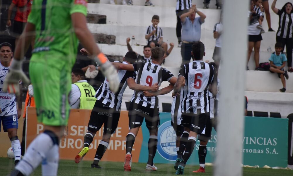 Gimnasia goleó a San Telmo en el Legrotaglie