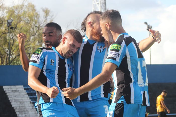 Mitre no pudo ante Almagro y cayó en el inicio de la Primera Nacional