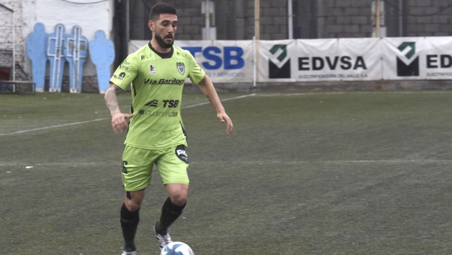 A contrarreloj, Liniers empieza a reforzar su plantel