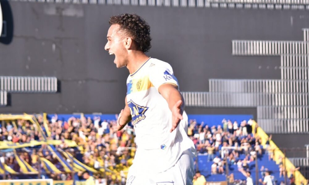 Atlanta venció 3-1 a Flandria en Villa Crespo