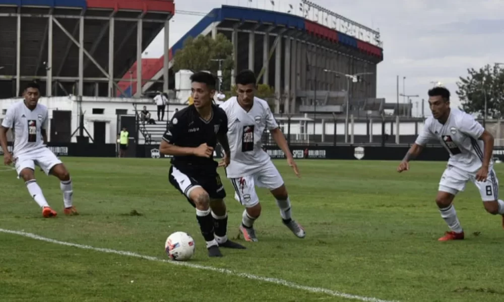 Gimnasia de Mendoza igualó sin goles ante Riestra