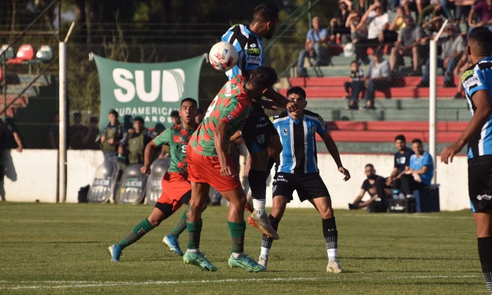 Sobre el final, Agropecuario rescató ante Almagro