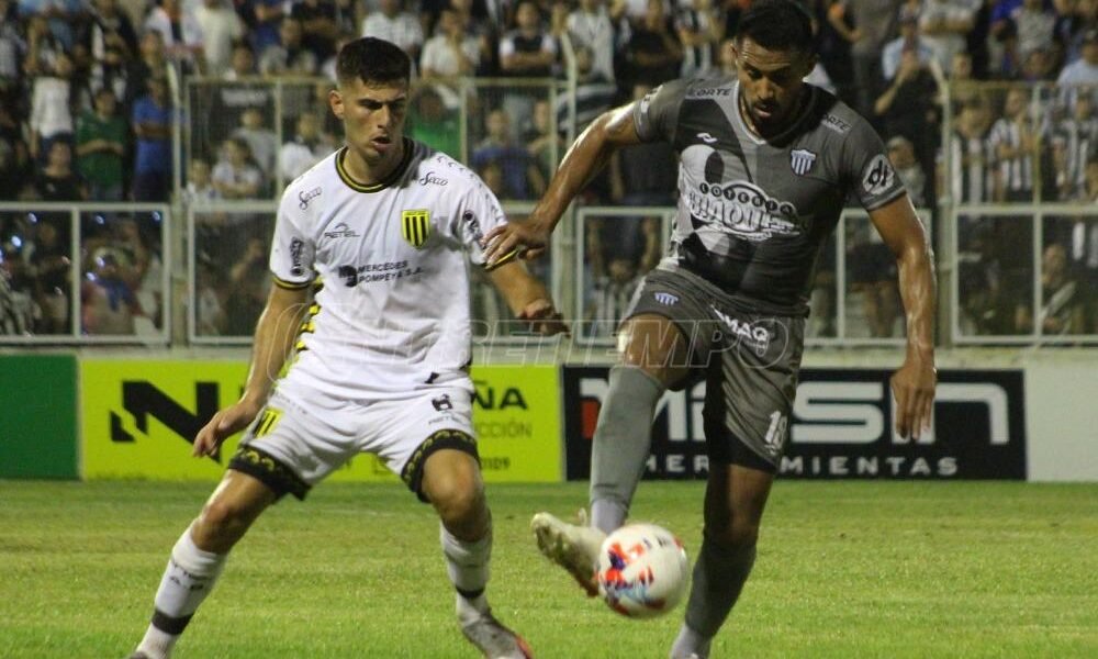 For Ever igualó ante Almirante Brown y no pudo acortar distancia en la tabla