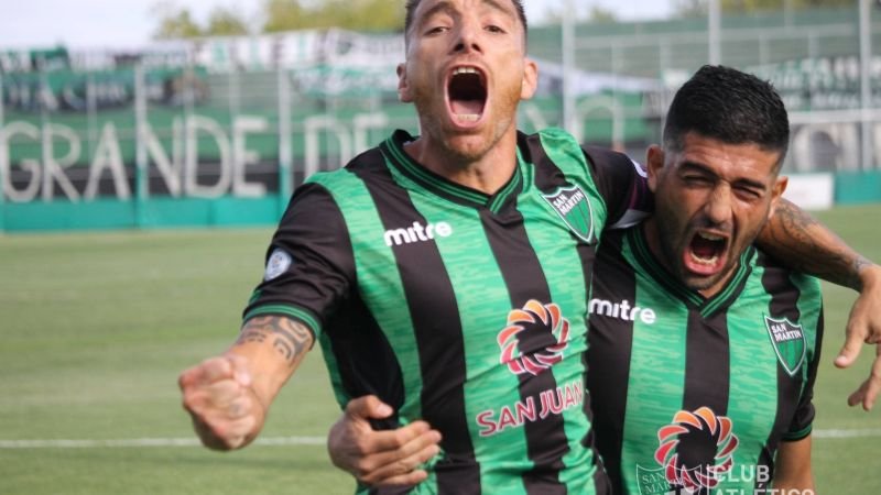 San Martín se floreó como local y goleó a Dálmine