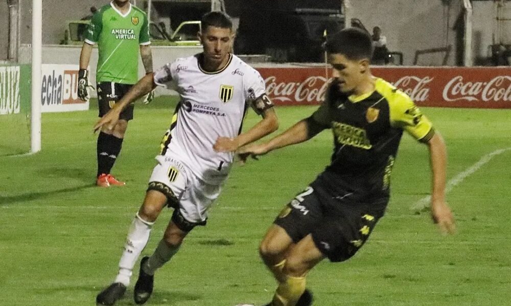 Agónico empate de Santamarina ante Almirante
