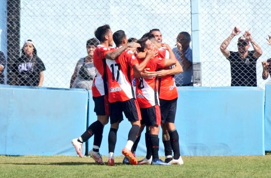 Deportivo Maipú dio el golpe en Adrogué y le ganó a Brown