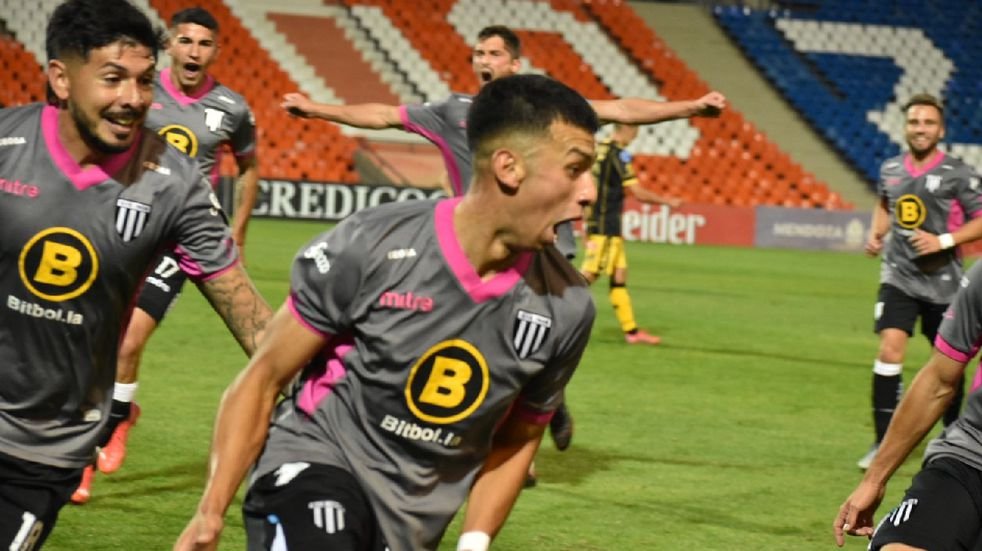 El Lobo aulló en el final: Gimnasia derrotó a Flandria en Mendoza y está en zona clasificatoria
