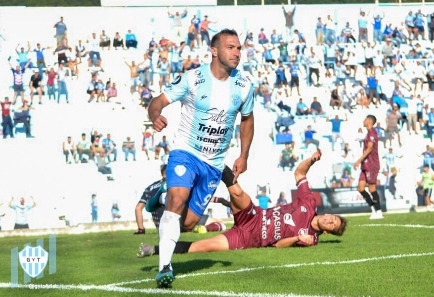 Gimnasia y Tiro le ganó al Granate y encontró un poco de aire
