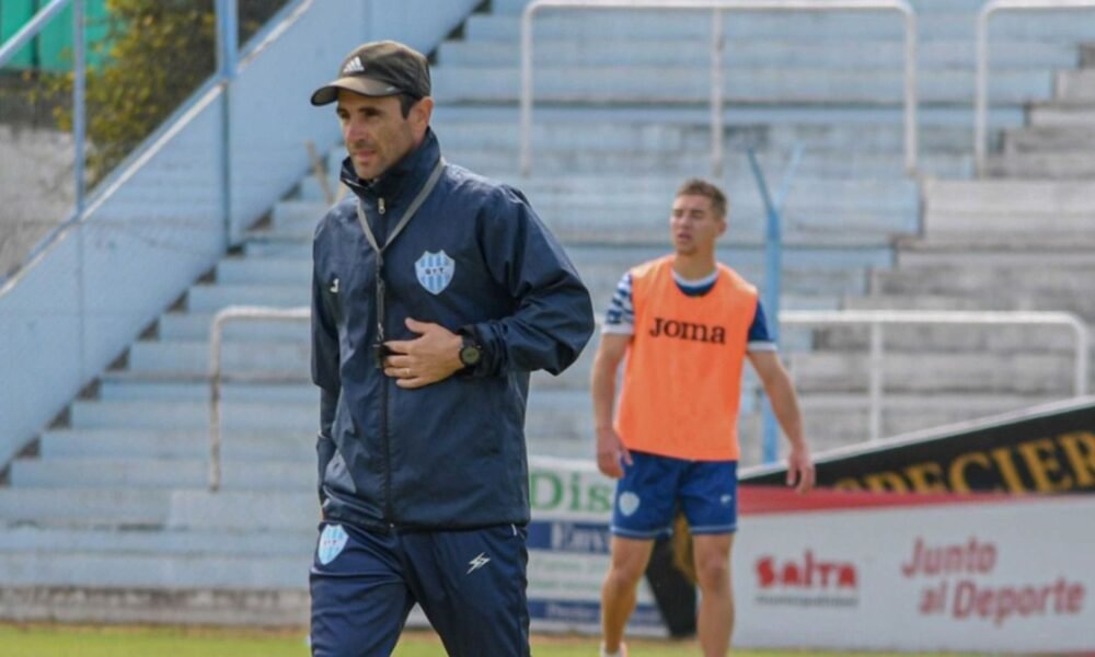 Demalde ya no es más el entrenador de Gimnasia y Tiro