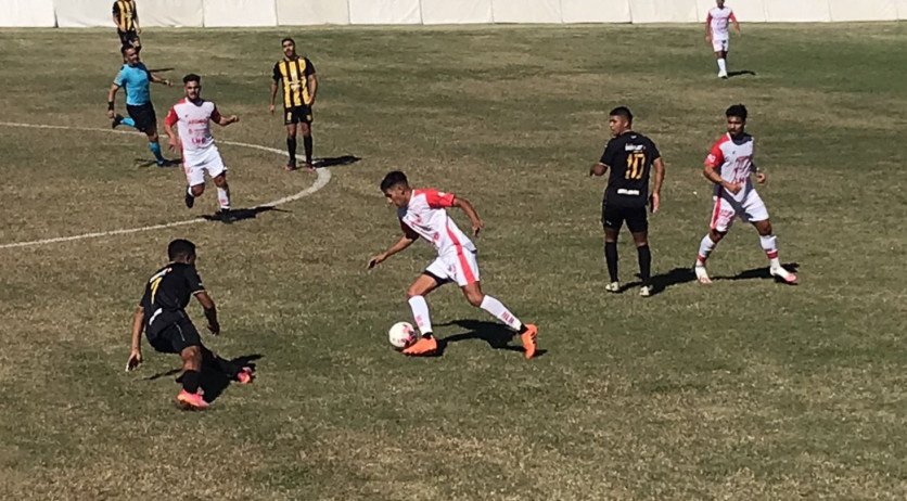 Sin goles en Mendoza: Olimpo empató con Huracán Las Heras y mantiene el liderazgo de la Zona Sur