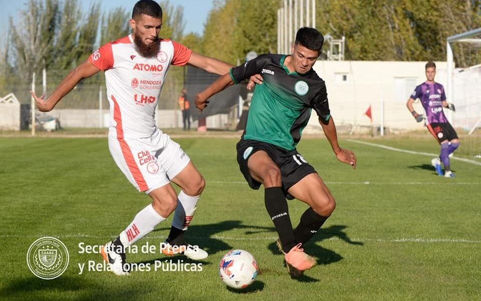 Huracán Las Heras sumó su primer triunfo en el torneo ante Camioneros