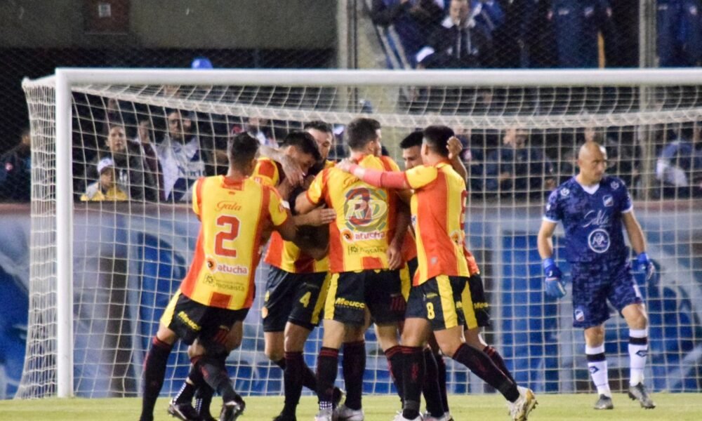 Sarmiento le dio una lección a Antoniana en el Martearena
