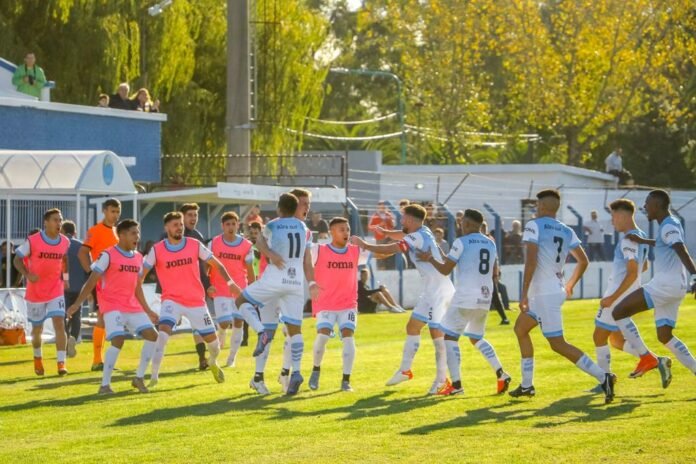Bolívar dio la nota y bajó al Olimpo puntero