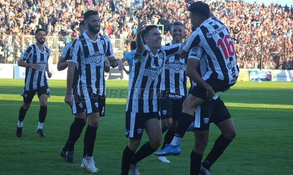 For Ever volvió a la victoria con una goleada sobre Estudiantes