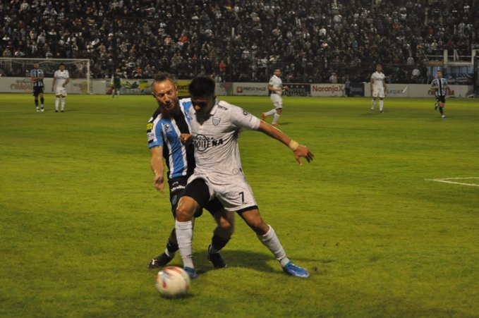 Chaco For Ever perdió el invicto como local ante Almagro