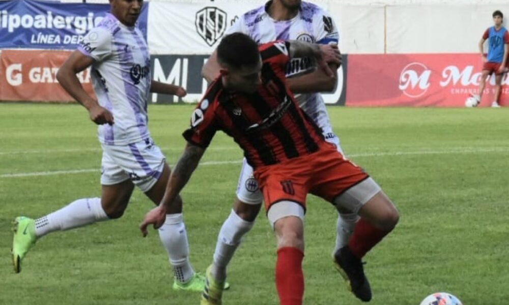 Defensores de Belgrano vuelve a empatar ante Sacachispas