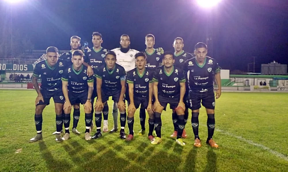 Ferro rompió el maleficio y ganó de local