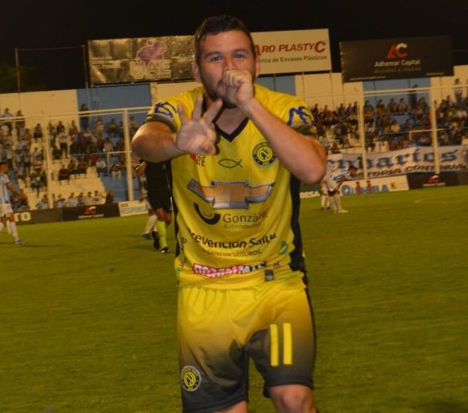 Ernesto Álvarez: «Cada partido para nosotros es una final porque sabemos lo que pasó Crucero el año anterior»