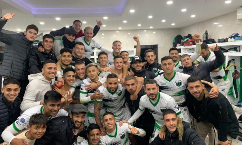 Chicago aplastó a Santamarina que no levanta