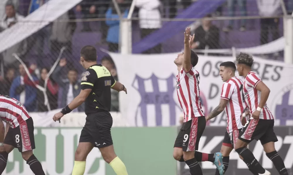 El Ciruja no le pierde pisada al Pirata: San Martín de Tucumán ganó a Sacachispas y acecha a Belgrano