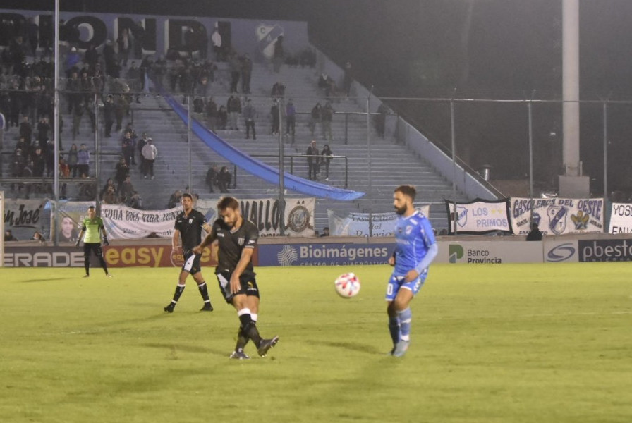 Empate con sabor a derrota: Temperley se lo empató en la última a Gimnasia de Mendoza