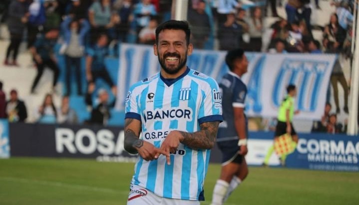 Racing de Córdoba goleó a San Martín de Formosa y sigue firme