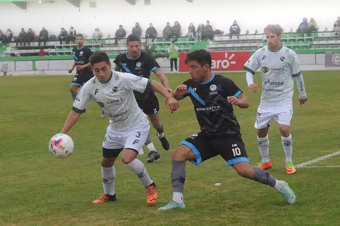 Goleada en General Pico: Ferro venció a Bolívar y se acercó a puestos de clasificación