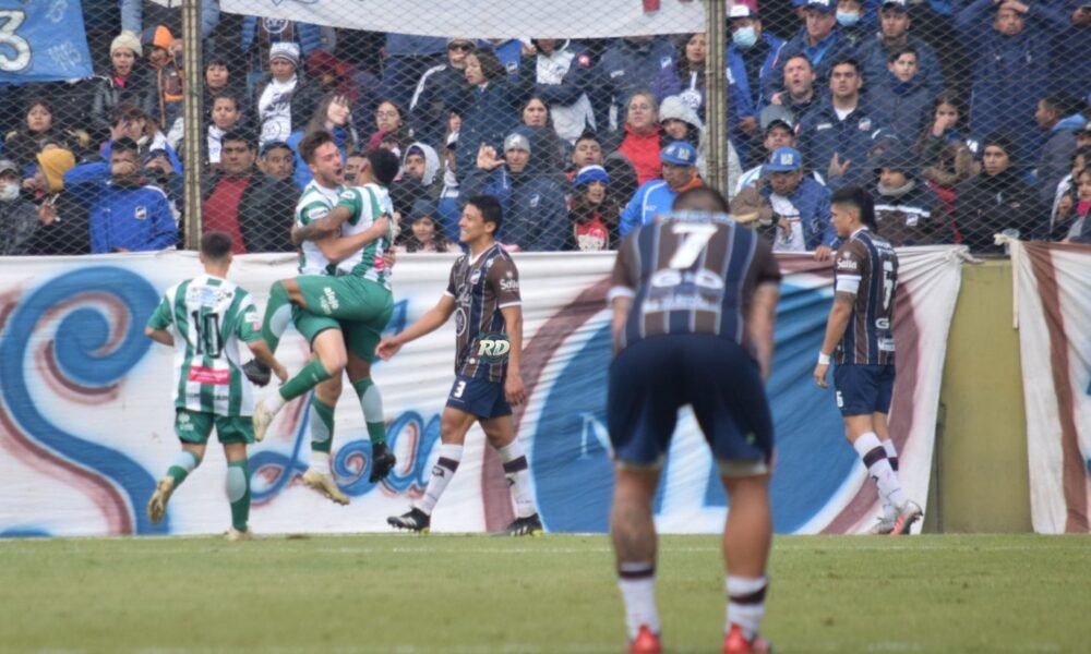Unión sorprendió en Salta y le ganó a Juventud Antoniana