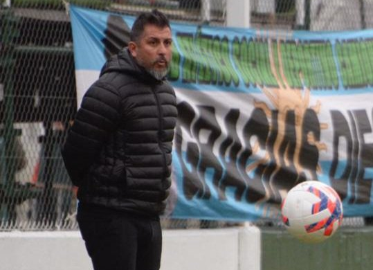 Camioneros anunció la partida de Livio Prieto como director técnico