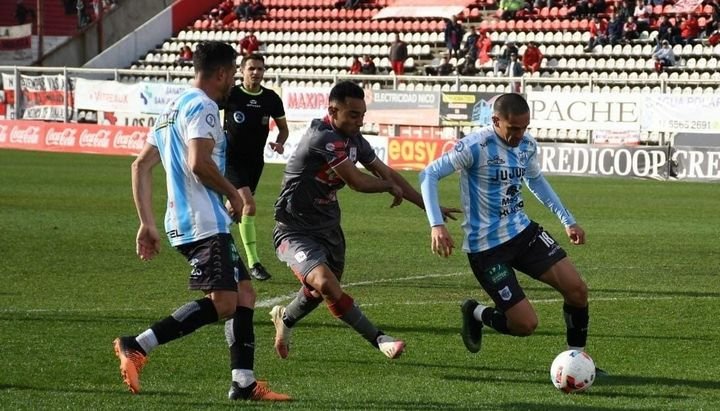 Morón y Gimnasia (J) repartieron puntos