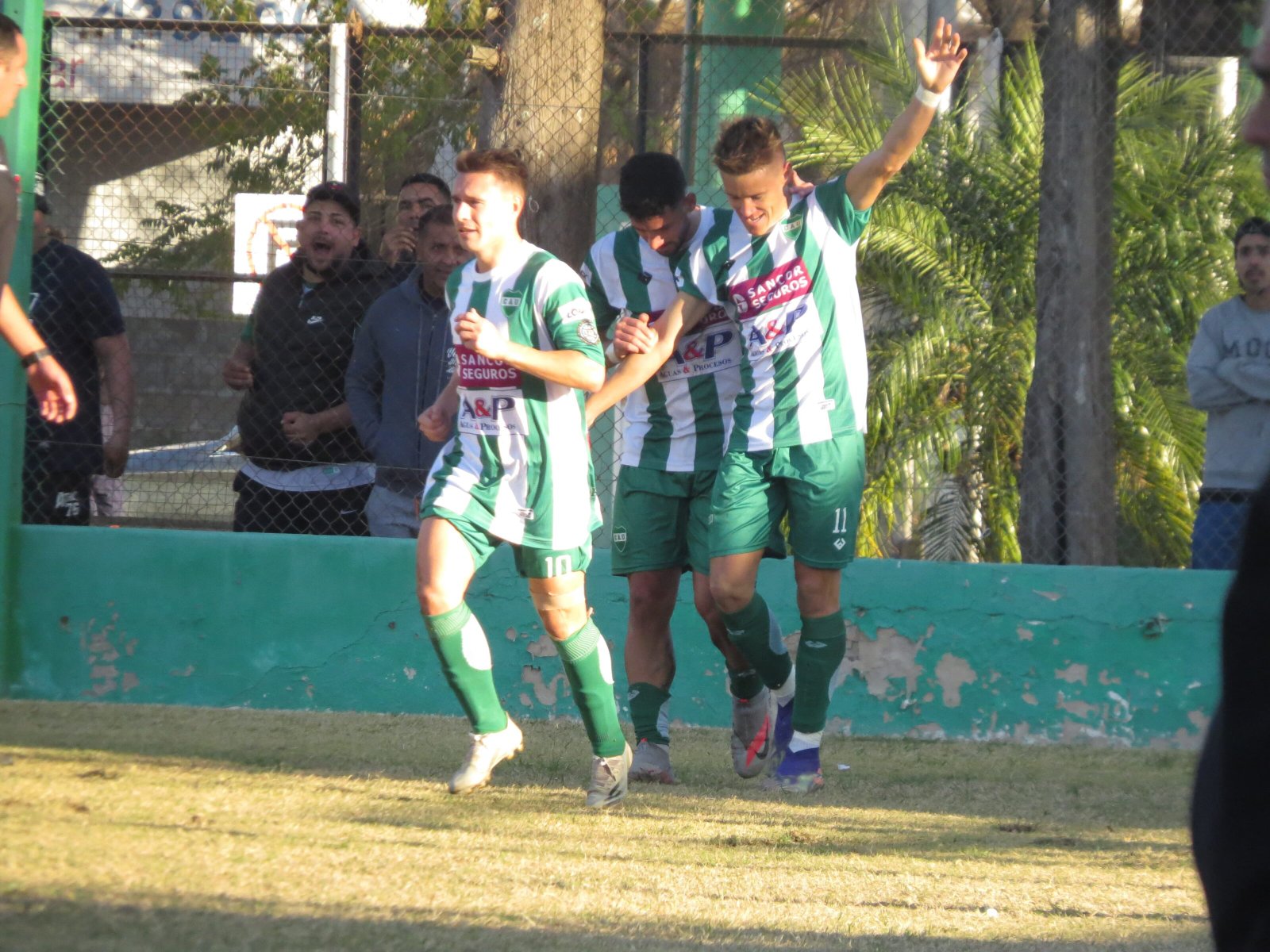 Unión fue más que Boca Unidos y dejó los tres puntos en Sunchales