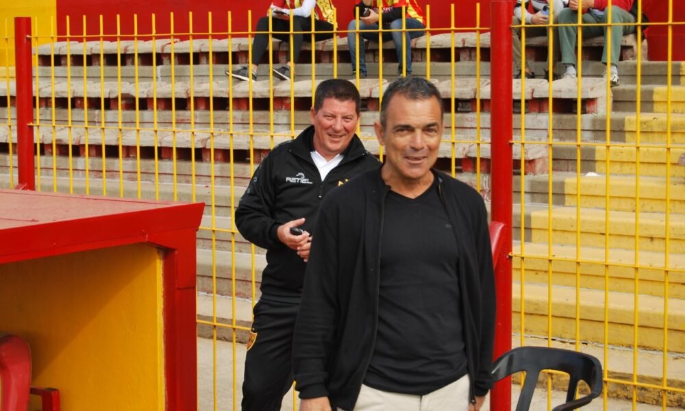 Roberto Carlen no seguirá en Boca Unidos