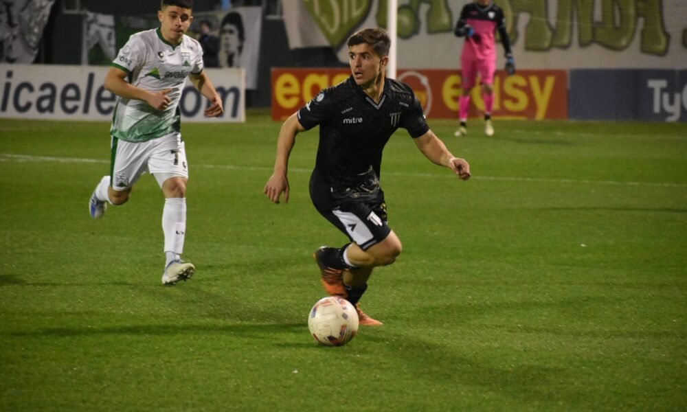 Gimnasia sumó un punto en Caballito