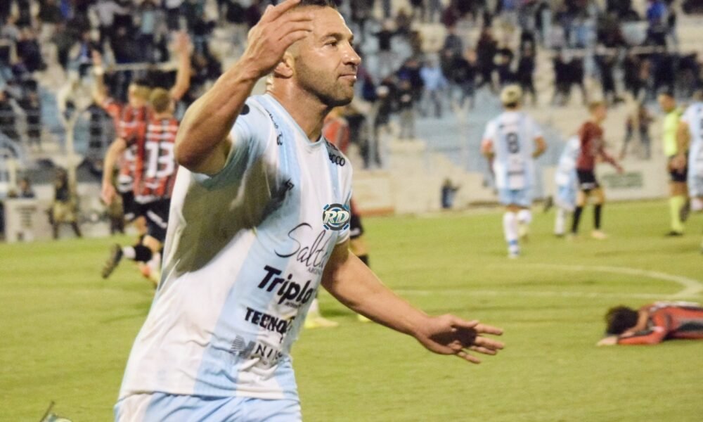 En una lluvia de goles, Gimnasia y Tiro superó a Douglas Haig