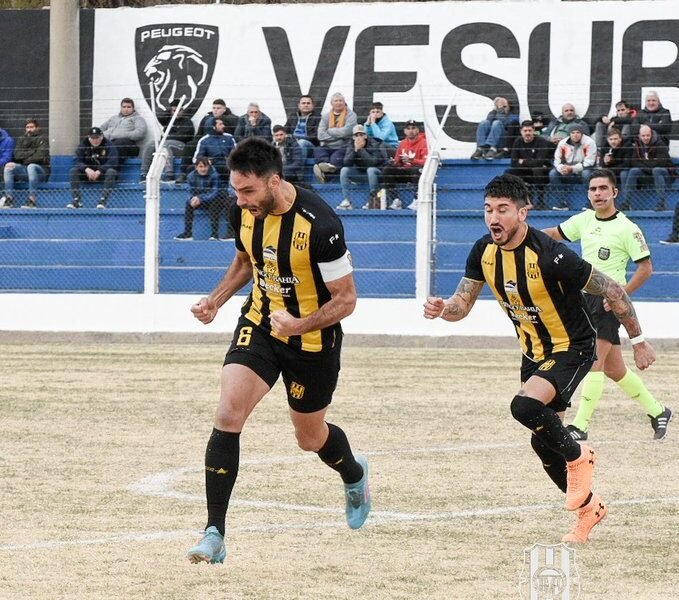 Olimpo volvió a la victoria en Monte Maíz y derrotó por la mínima a Argentino