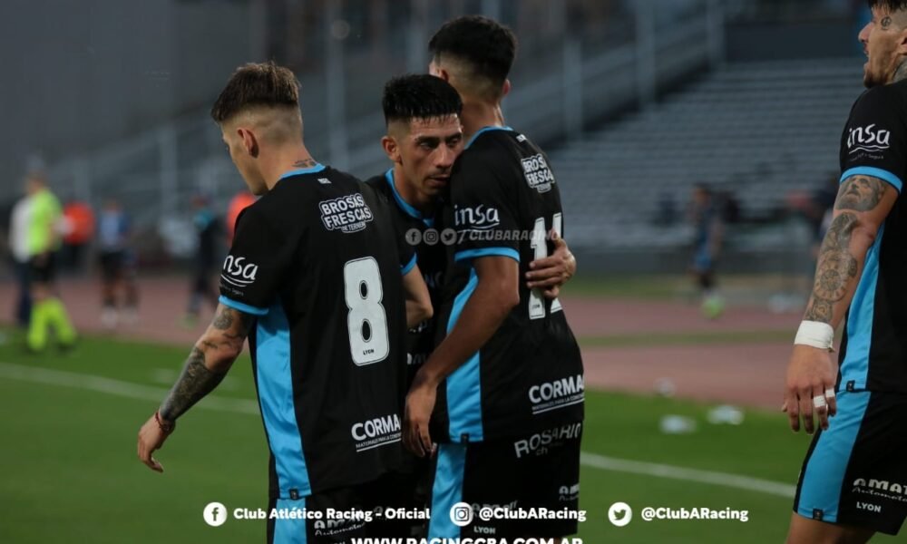 Racing volvió a la victoria y continúa en lo más alto