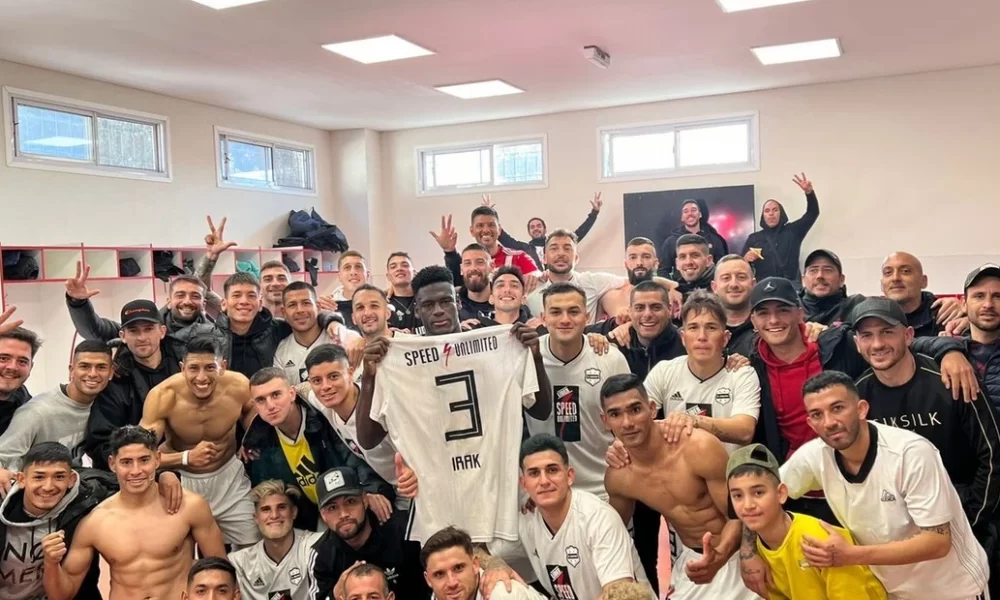El Riestra del Ogro Fabbiani sigue imparable y le dio otro cachetazo a Chicago