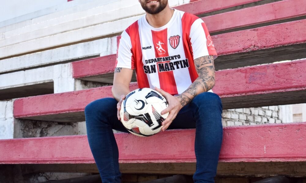 José San Román se convirtió en jugador de Atl. San Martín